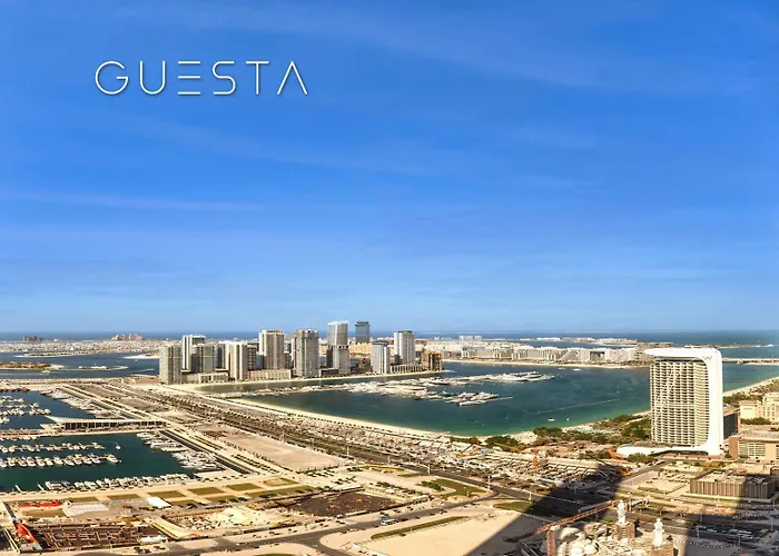 Cayan Tower, Dubai Marina